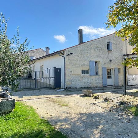 Domaine De La Laigne - Spa Asnières-la-Giraud Exterior foto
